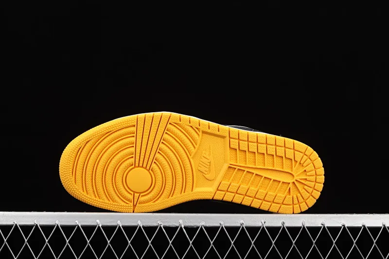 All categories Air Jordan Jordan series basketball shoes Air Jordan 1 Low X version Air Jordan 1 Low AJ1 Joe 1 low-top cultural and leisure sports sneakers 553558-127